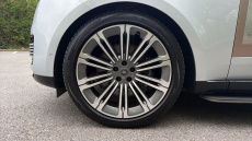 Land Rover Range Rover 4.4 P615 V8 SV 4dr Auto Petrol Estate